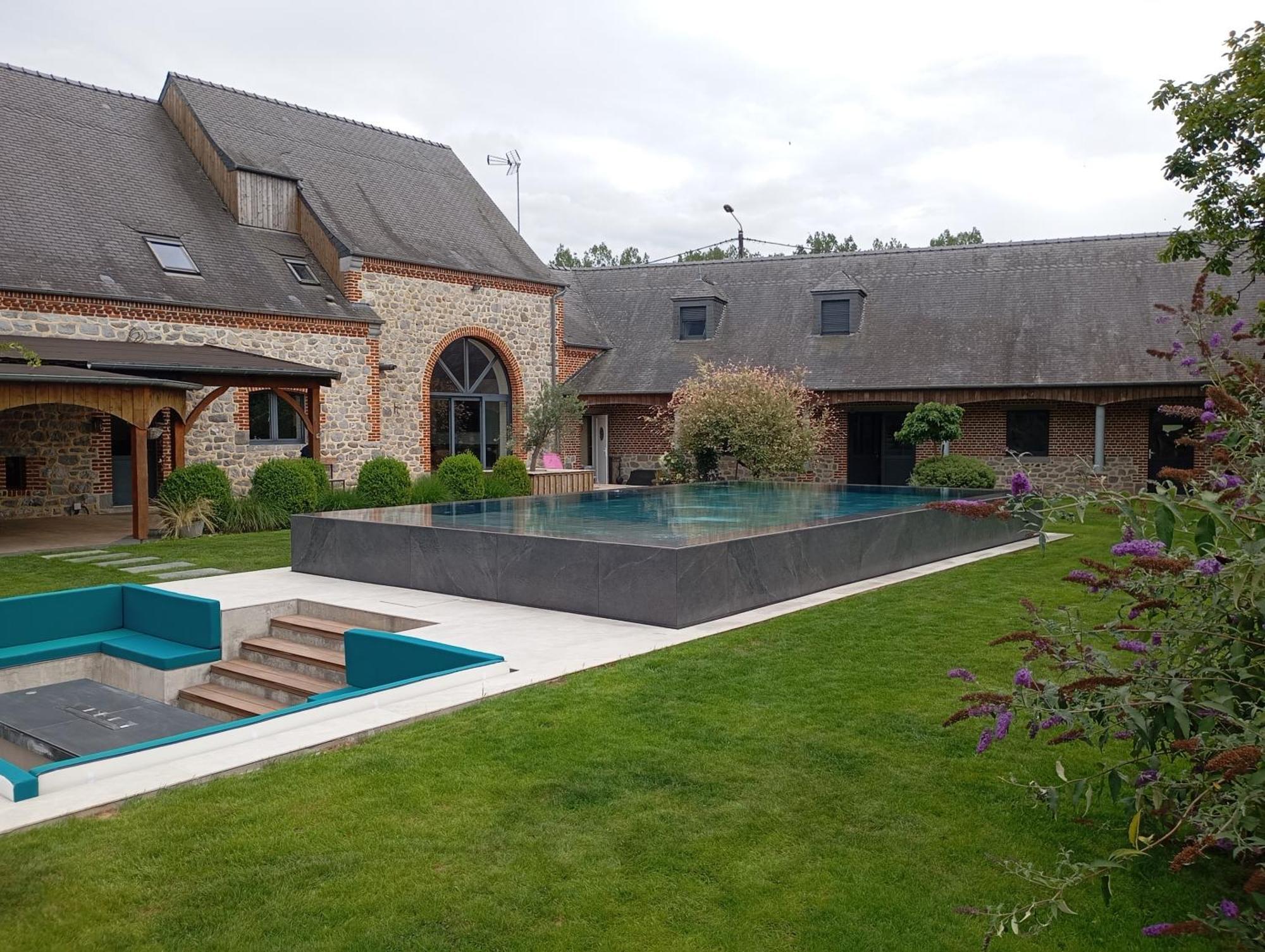 De Luxe Avec Piscine Et Jacuzzi Xxl Villa *