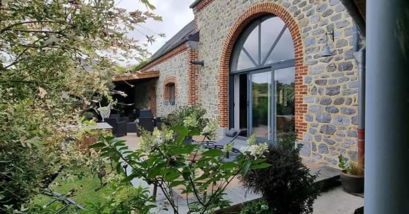 De Luxe Avec Piscine Et Jacuzzi Xxl Villa